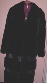 Original Marlo Thomas Style Fur Coat